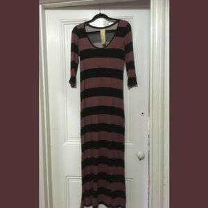 COMPLOT Striped Maxi Dress